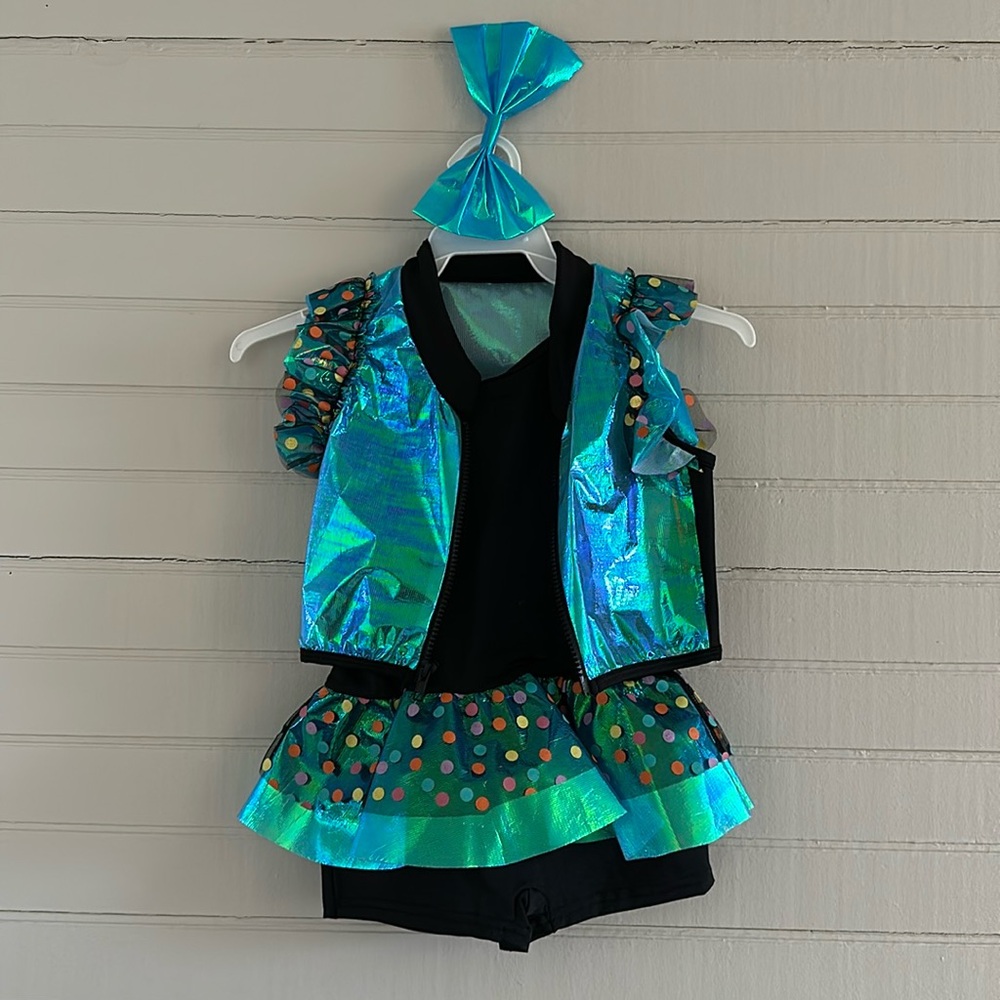 Curtain Call costume